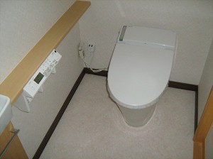 タンクレス便器